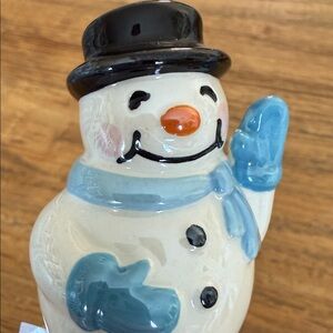 NWT Nora Fleming Frosty Pal Snowman Mini Figurine Black Hat Blue Scarf Mittens